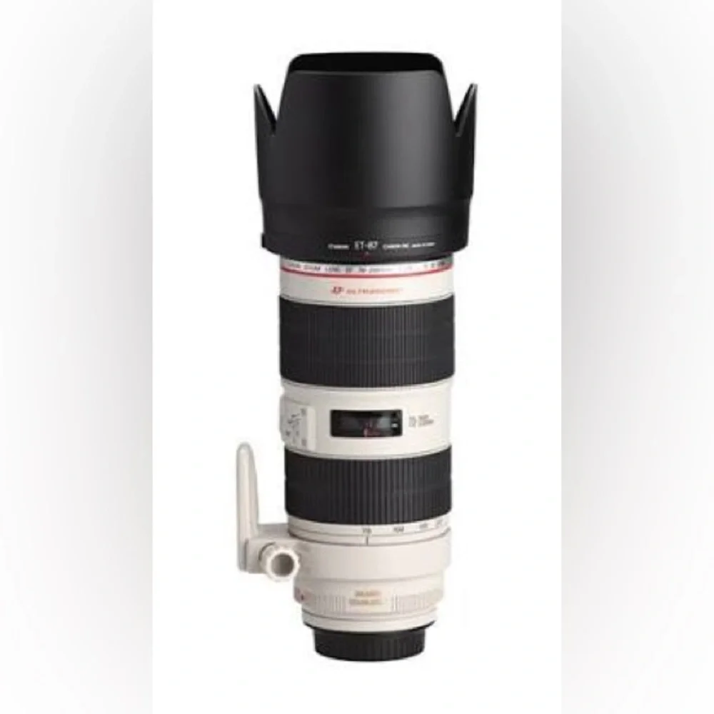 Canon 70-200mm/f2.8 camera lens (white)